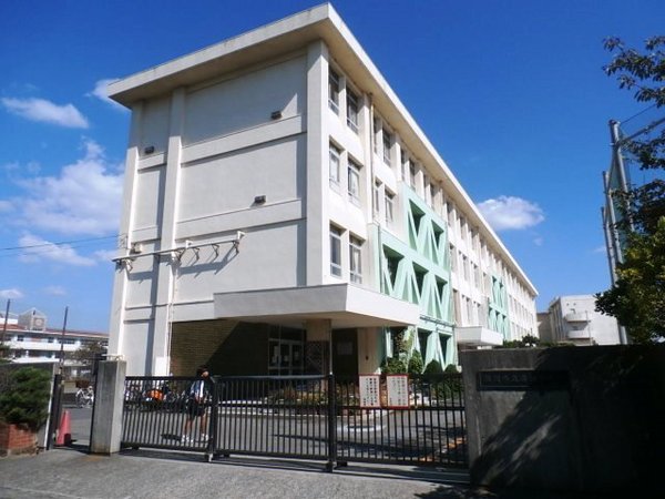 藤沢市辻堂６丁目の土地(高浜中学校)