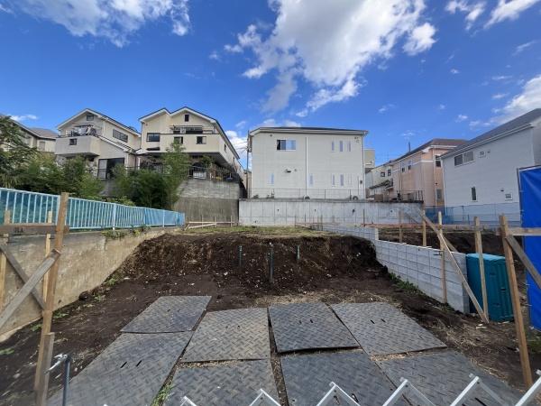 藤沢市亀井野新築戸建全2棟A棟