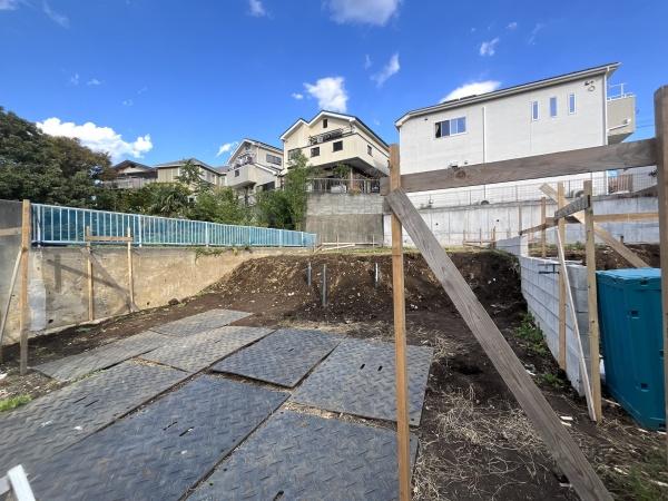 藤沢市亀井野新築戸建全2棟A棟