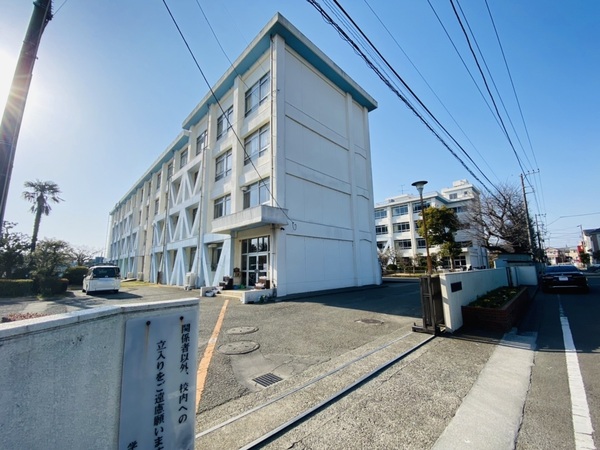 藤沢市湘南台５丁目の土地(藤沢市立湘南台小学校)