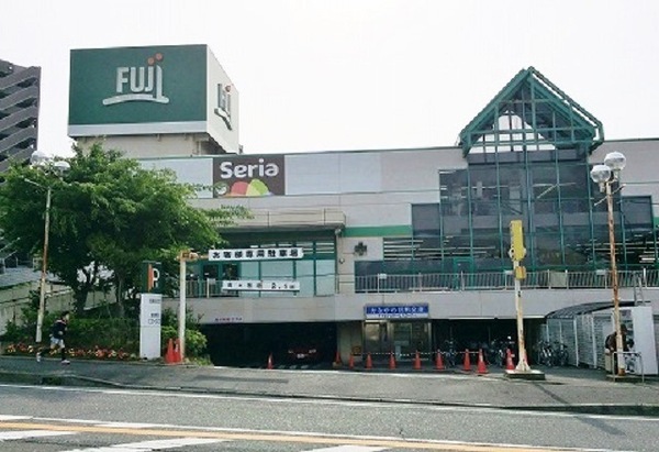 藤沢市善行6丁目新築全3棟1号棟(FUJIスーパー　藤沢善行店)