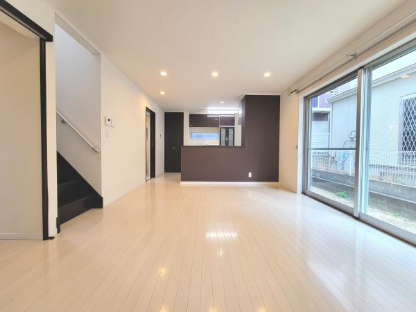 藤沢市鵠沼神明４丁目の中古一戸建て
