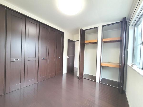 藤沢市鵠沼神明４丁目の中古一戸建て