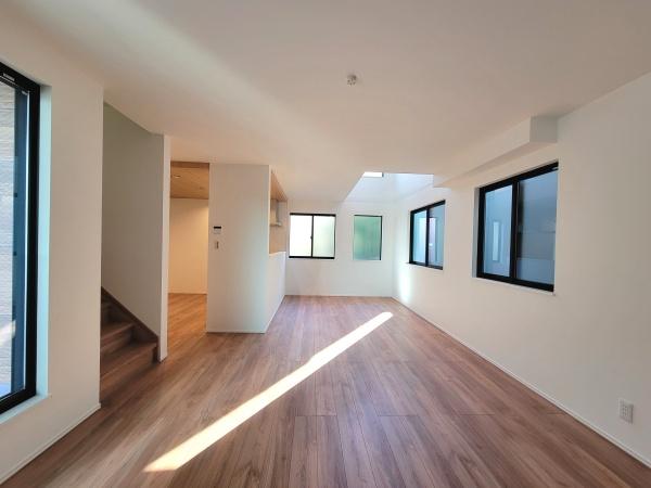 藤沢市鵠沼神明3丁目新築戸建全5棟3号棟