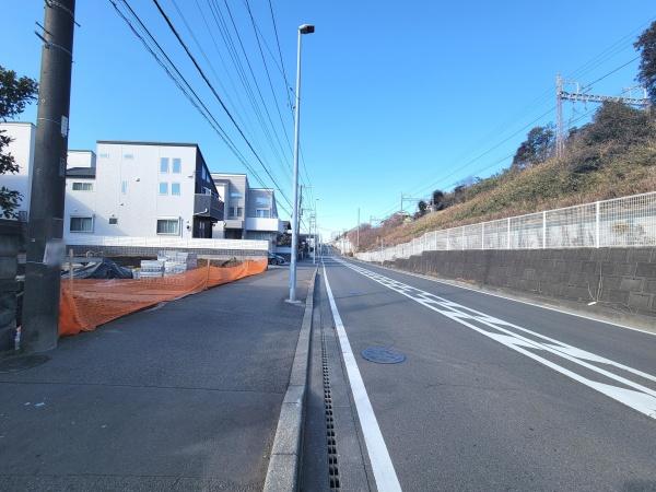 藤沢市善行2丁目全3棟2号棟