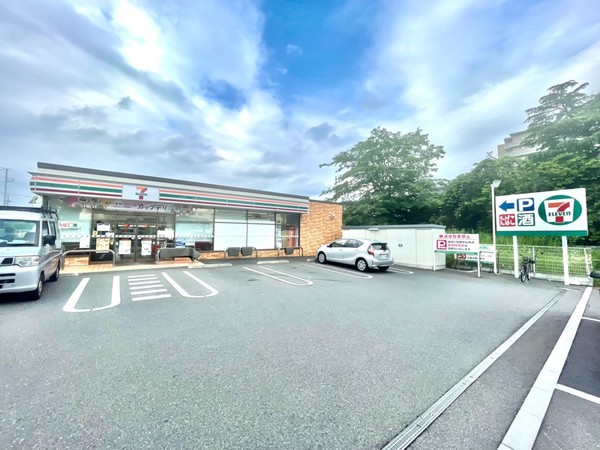 藤沢市円行の土地(セブンイレブン藤沢北警察署前店)