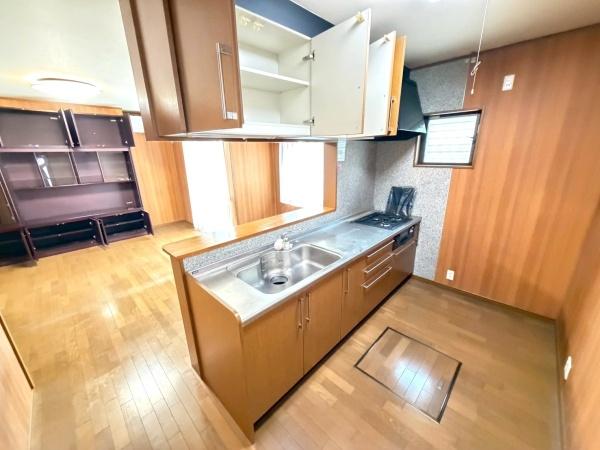 藤沢市石川４丁目の中古一戸建て