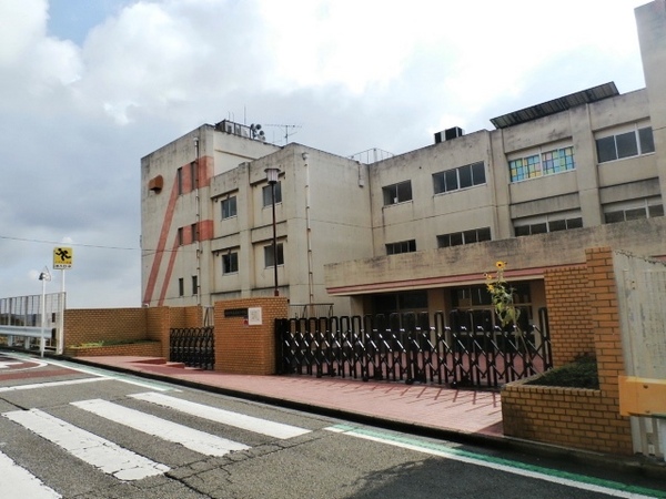 藤沢市渡内4丁目新築戸建全2棟1号棟(高谷小学校)