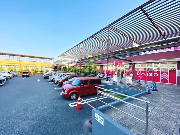 藤沢市本藤沢２丁目の中古一戸建て(トレアージュ白旗6)