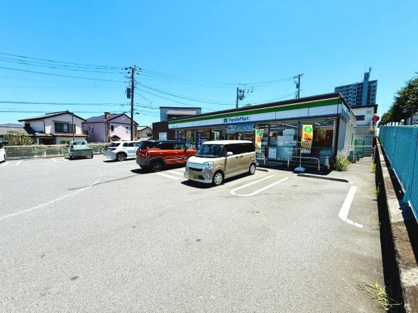 藤沢市亀井野の土地(ファミリーマート藤沢石川2丁目店)