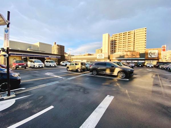 湘南アスール・ナ・プノ(ローソン平塚見附町店)