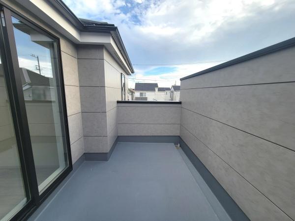 藤沢市石川3丁目新築戸建全3棟2号棟