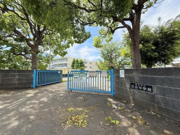 市ドリームハイツ2号棟(横浜市立深谷中学校)