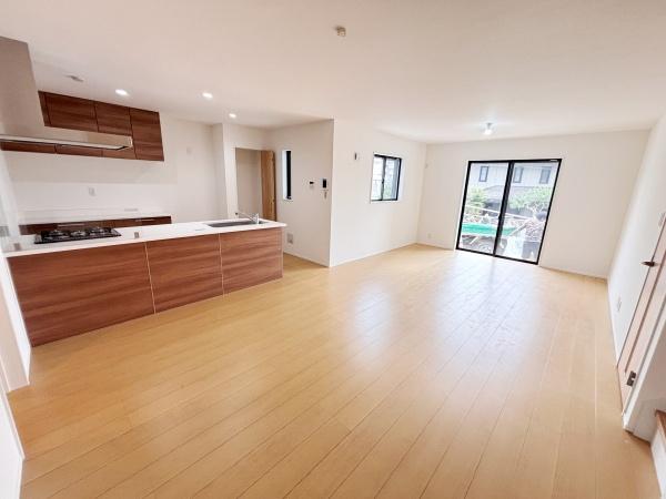 藤沢市花の木新築戸建全1棟