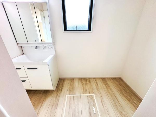 藤沢市本藤沢3丁目新築全2棟2号棟