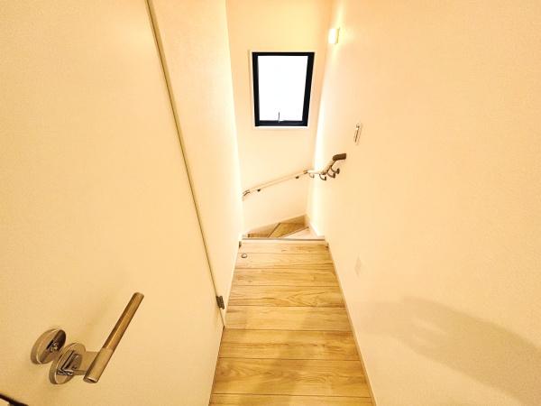 藤沢市本藤沢3丁目新築全2棟2号棟