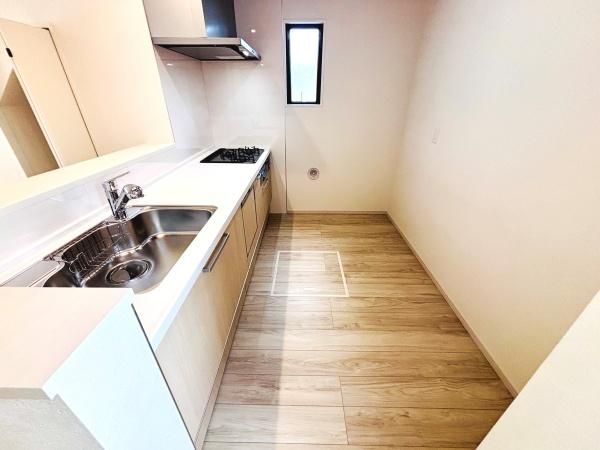 藤沢市本藤沢3丁目新築全2棟2号棟