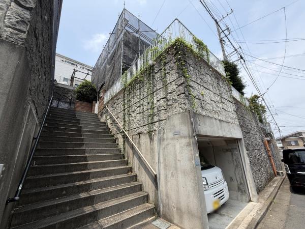 藤沢市本藤沢２丁目の中古一戸建て