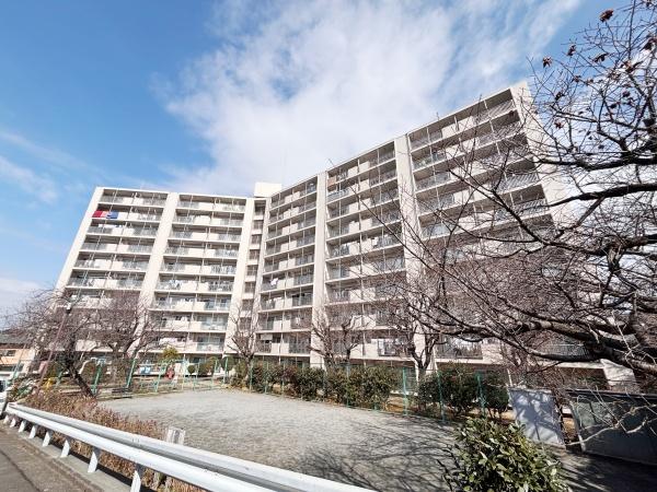 六会駅前高層住宅
