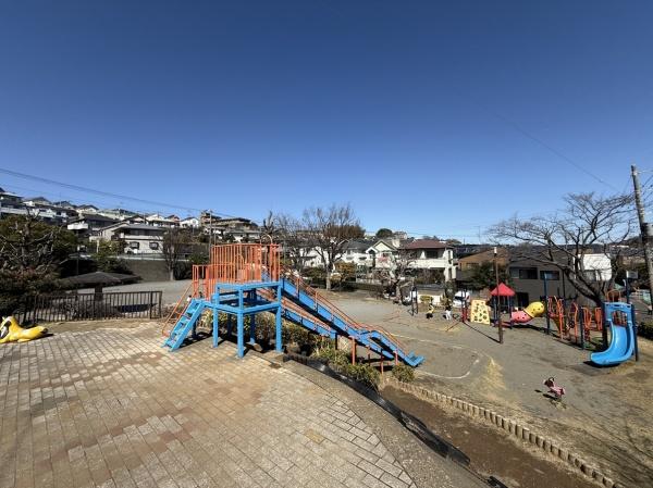 藤沢市柄沢２丁目の中古一戸建て(大鋸丸山公園1)