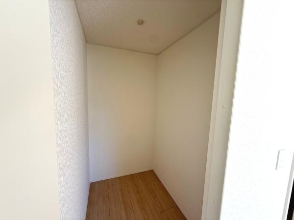 藤沢市城南2丁目新築戸建全2棟8号棟
