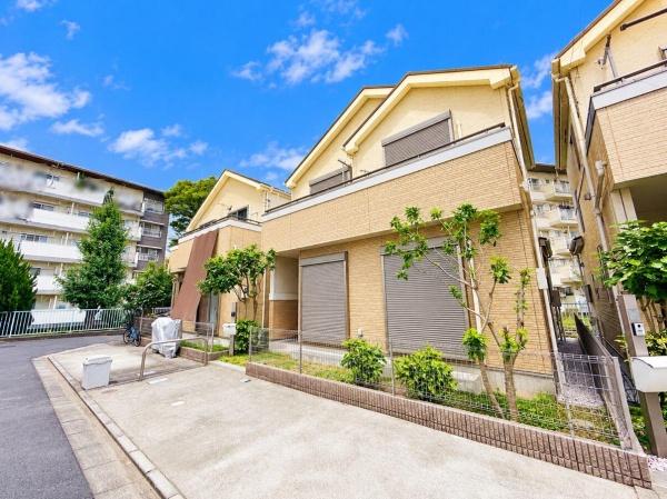 藤沢市善行坂２丁目の中古一戸建て