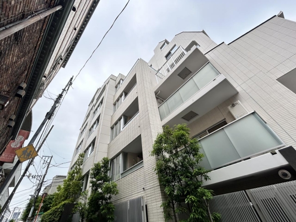 ピアース白金台三丁目