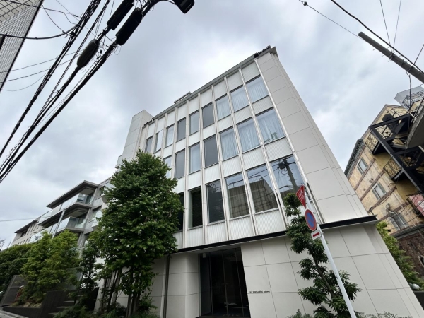ピアース白金台三丁目