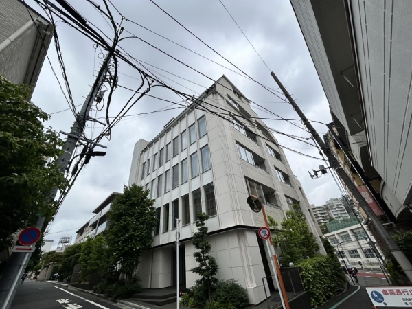 ピアース白金台三丁目