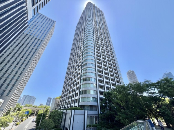 東京ツインパークスライトウイング