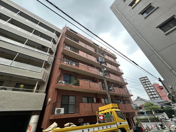 シャンボール新宿御苑前
