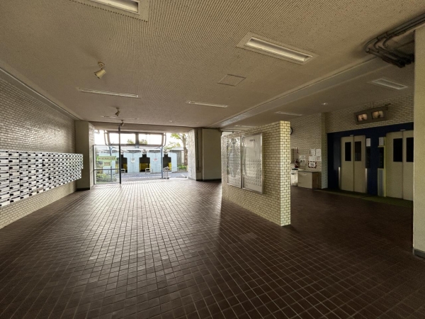 越中島3丁目ハイツ1号棟