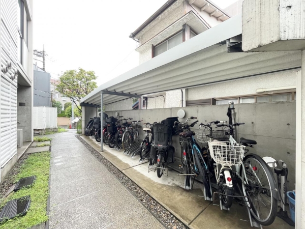 都立大学テラス