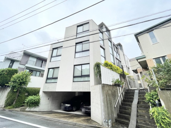 都立大学テラス