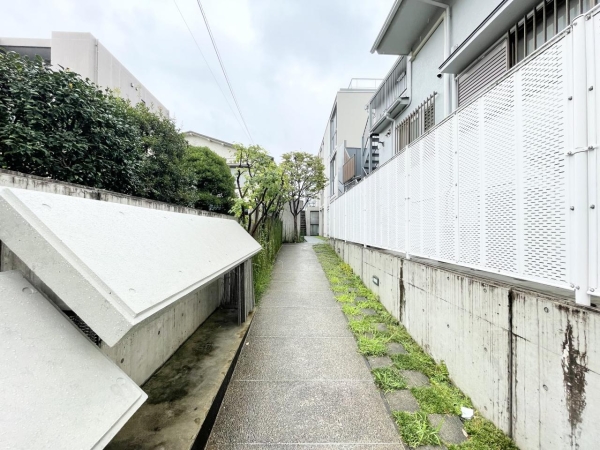 都立大学テラス