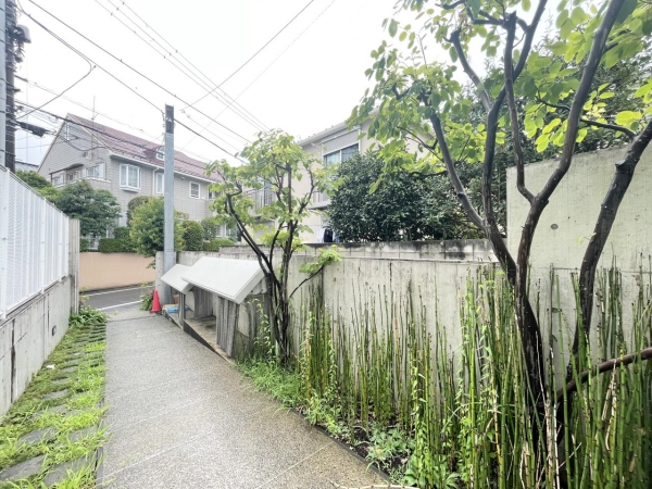 都立大学テラス