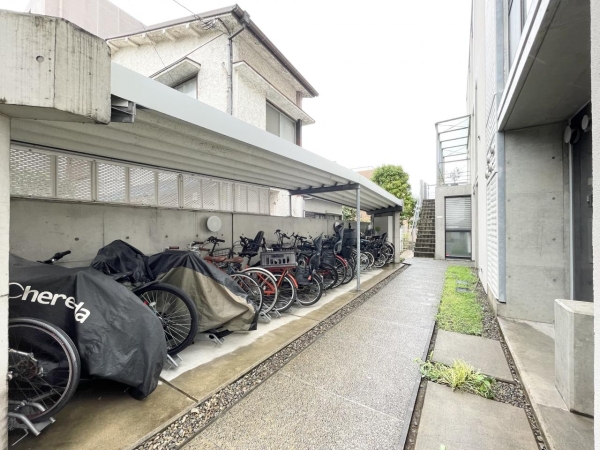 都立大学テラス
