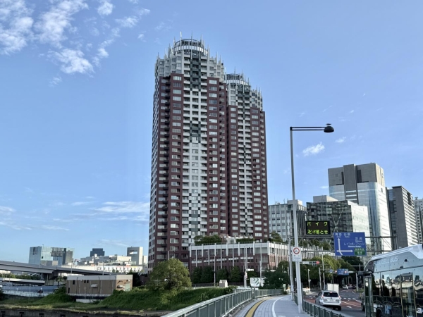 ＴＨＥ　ＴＯＷＥＲＳ　ＤＡＩＢＡ　ＥＡＳＴ