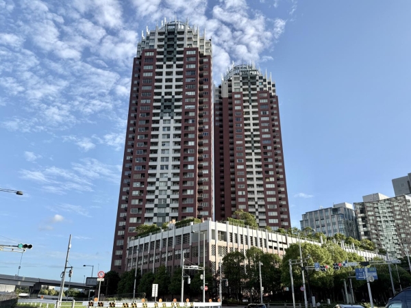ＴＨＥ　ＴＯＷＥＲＳ　ＤＡＩＢＡ　ＥＡＳＴ