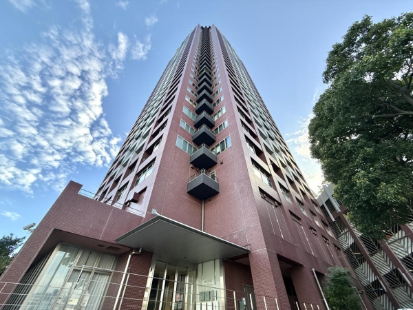 ＴＨＥ　ＴＯＷＥＲＳ　ＤＡＩＢＡ　ＥＡＳＴ