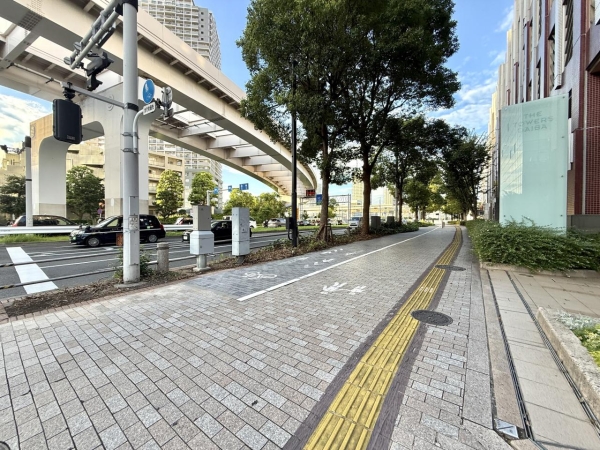 ＴＨＥ　ＴＯＷＥＲＳ　ＤＡＩＢＡ　ＥＡＳＴ