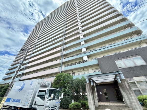 東京マスタープレイス