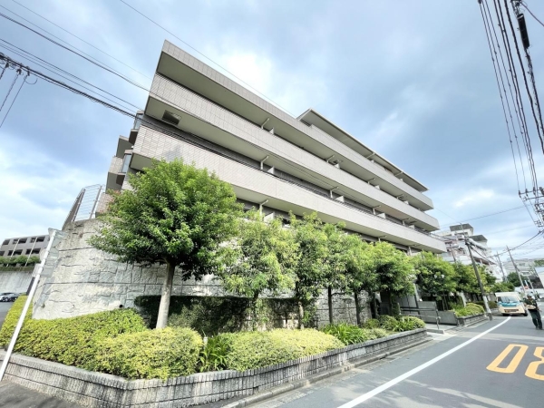 ファミールヒルズ哲学堂公園