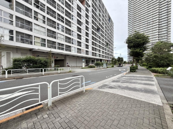 Ｗ　Ｃｏｍｆｏｒｔ　Ｔｏｗｅｒｓ　Ｗｅｓｔ