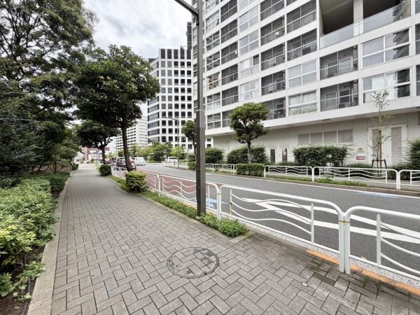 Ｗ　Ｃｏｍｆｏｒｔ　Ｔｏｗｅｒｓ　Ｗｅｓｔ