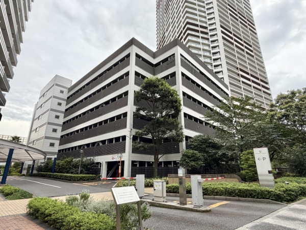 Ｗ　Ｃｏｍｆｏｒｔ　Ｔｏｗｅｒｓ　Ｗｅｓｔ