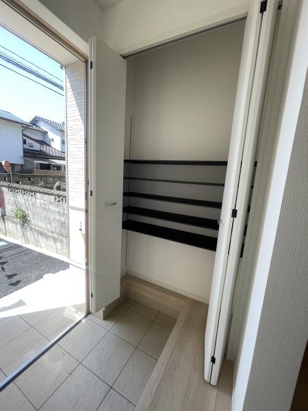 菊陽町津久礼1号棟　新築戸建