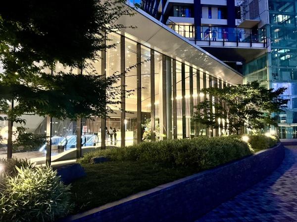 ドゥ・トゥール　ＥＡＳＴ