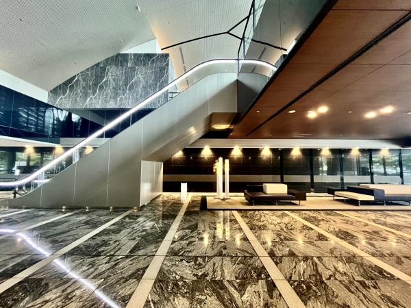 ドゥ・トゥール　ＥＡＳＴ