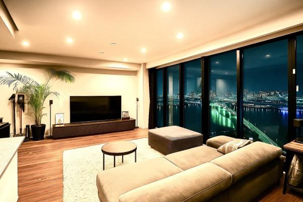 ドゥ・トゥール　ＥＡＳＴ